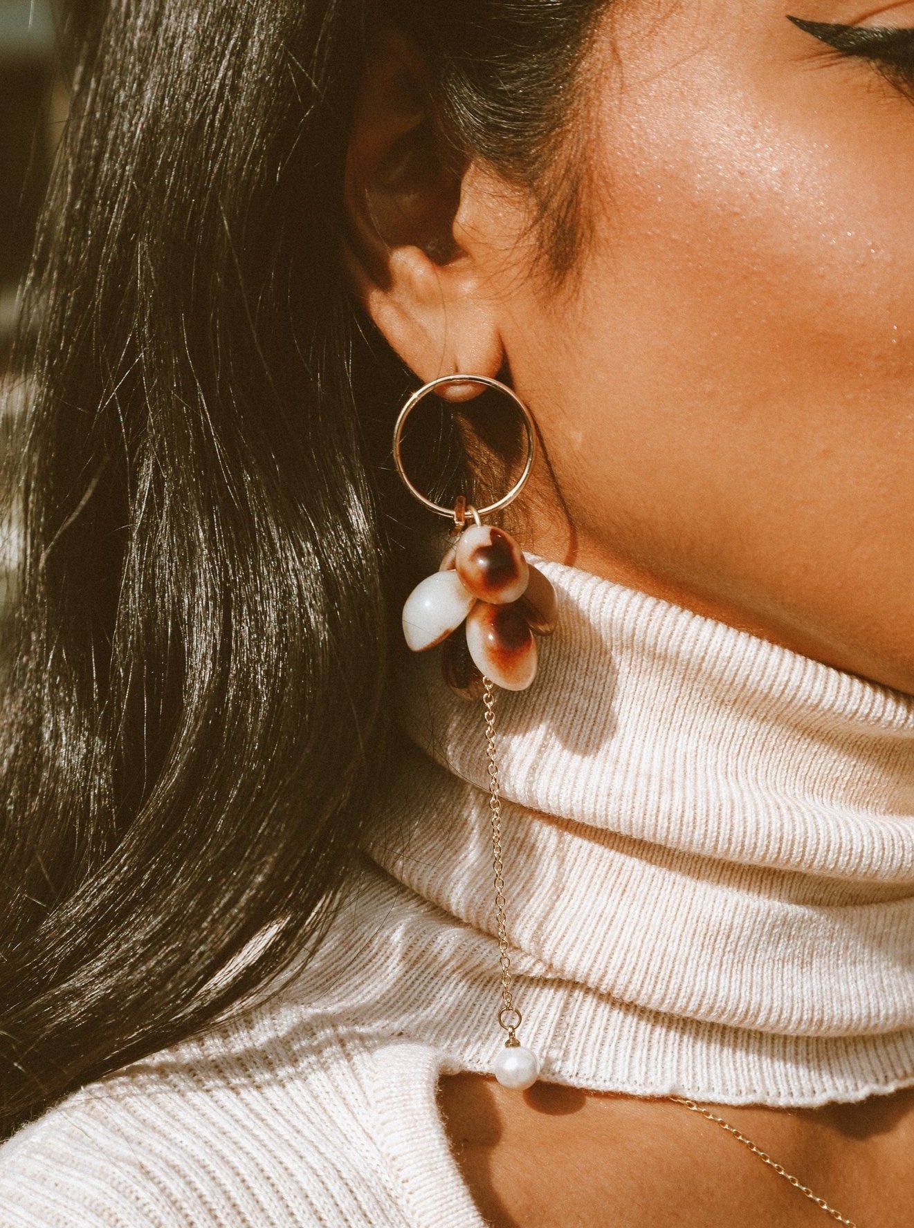 Look and Dangle Tortoiseshell Earrings