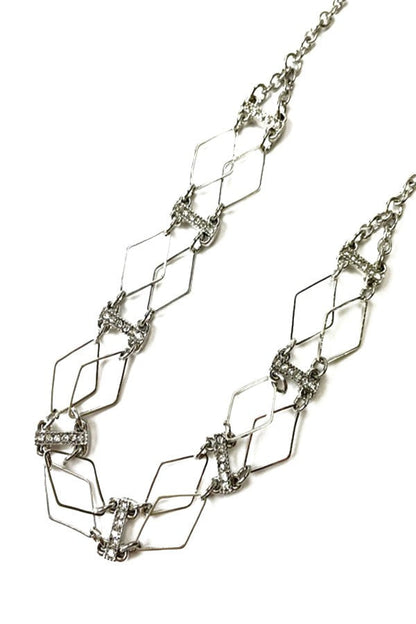 Elegant Diamond Cutout Crystal Accent Choker