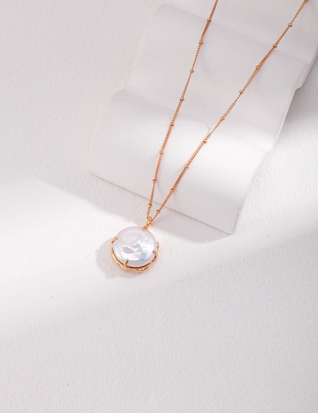 Dainty Large Round Pearl Pendant Necklace