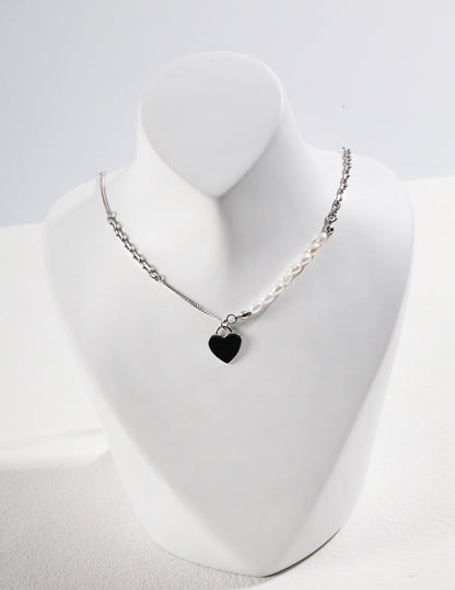 Heart Pendant Pearl Necklace