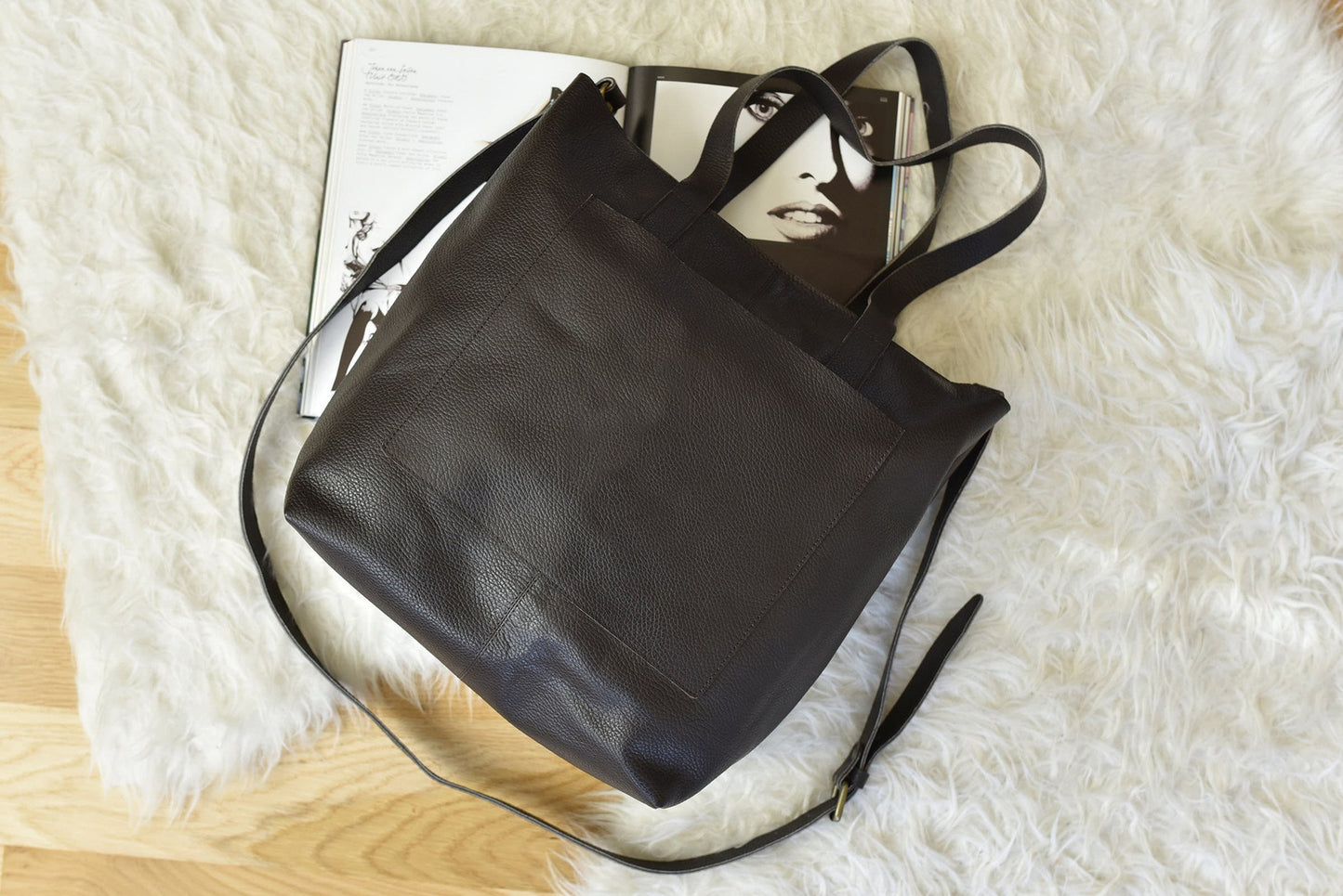 Journalist Tote (Genuine Leather)