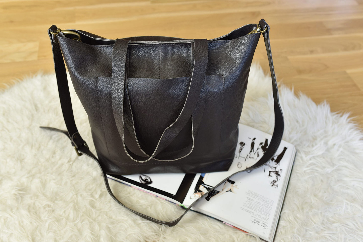 Journalist Tote (Genuine Leather)