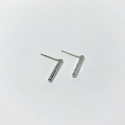 Balance Stud Earrings - 1/2"