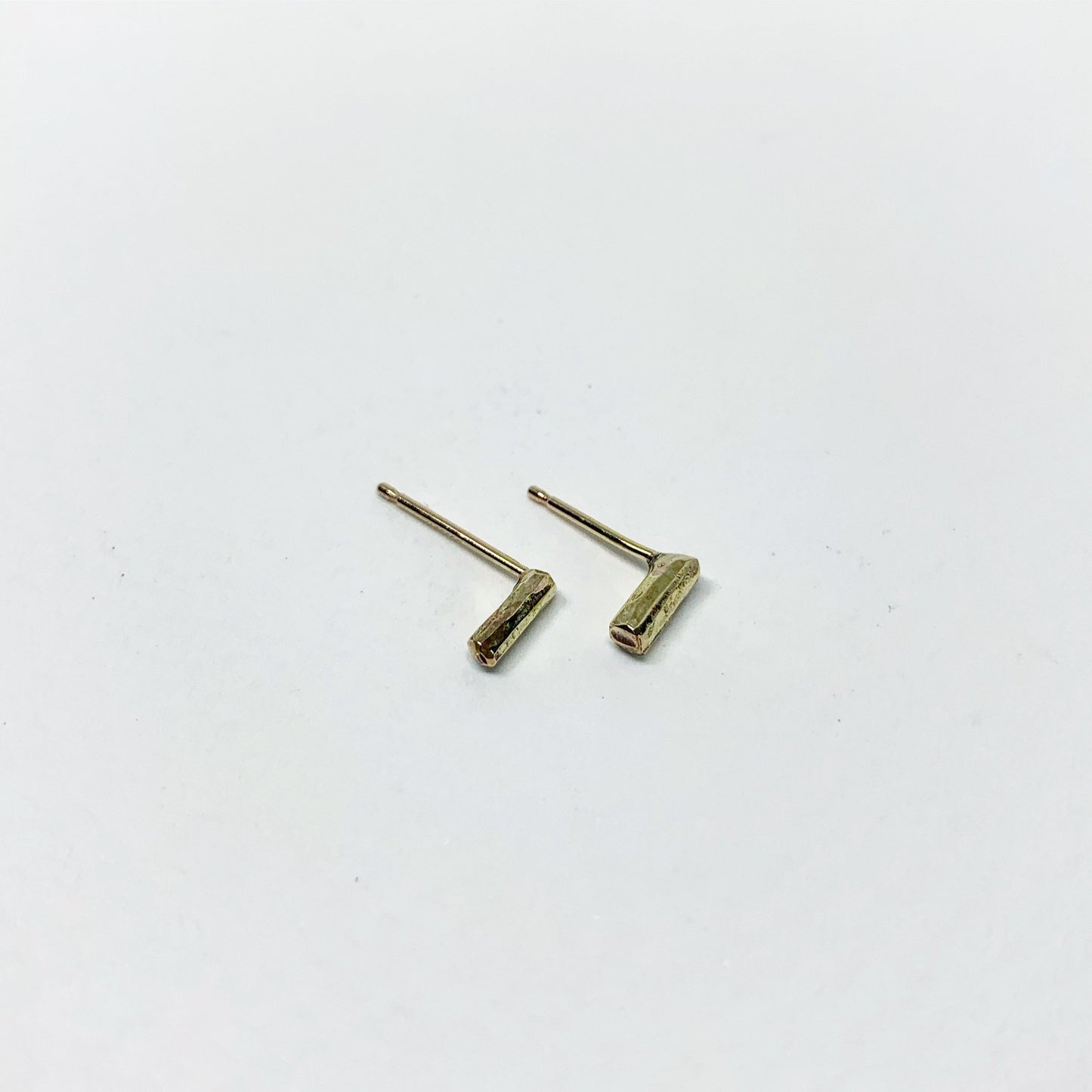 Mini Balance Stud Earrings -1/4"