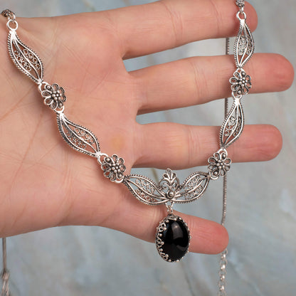 Filigree Art Black Onyx Gemstone Women Silver Princess Necklace