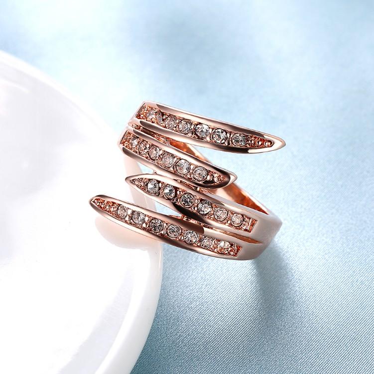 Swirl Cocktail Ring Made with  in 14K Rose Gold