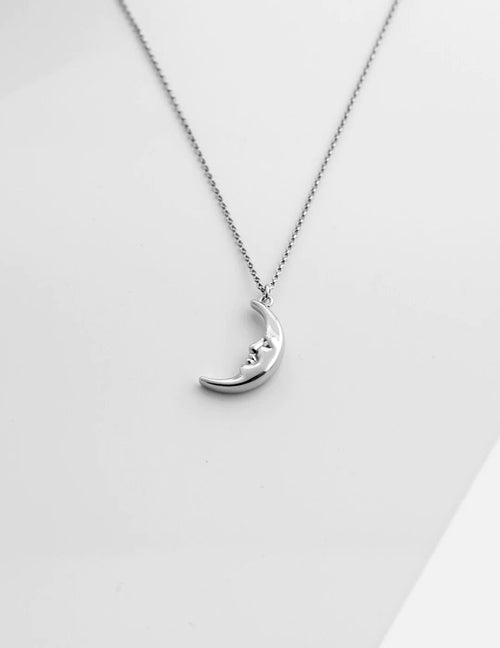 Delicate Crescent Moon Pendant Necklace