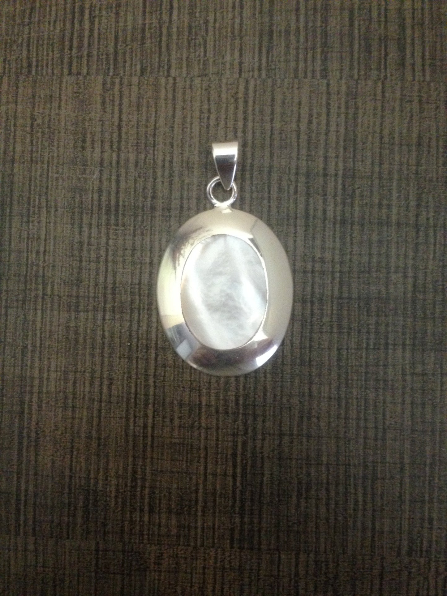 Silver Mother Of Pearl Necklace (Oval)