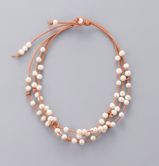 Pearls Choker Freshwater Pearl Natural Leather 3