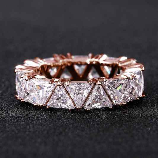 Triangular crystal ring