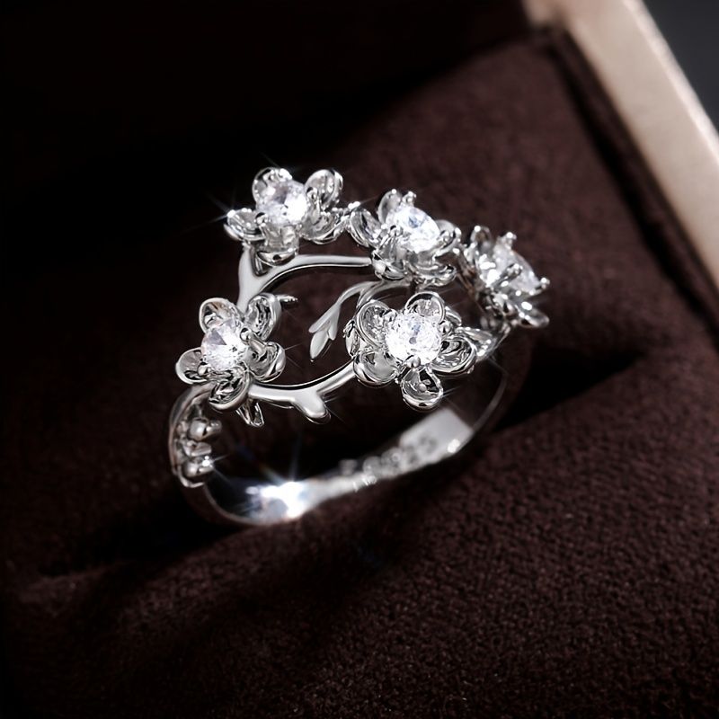 Fashion Elegant Ladies Silver Ring Engagement Wedding Romantic Flower