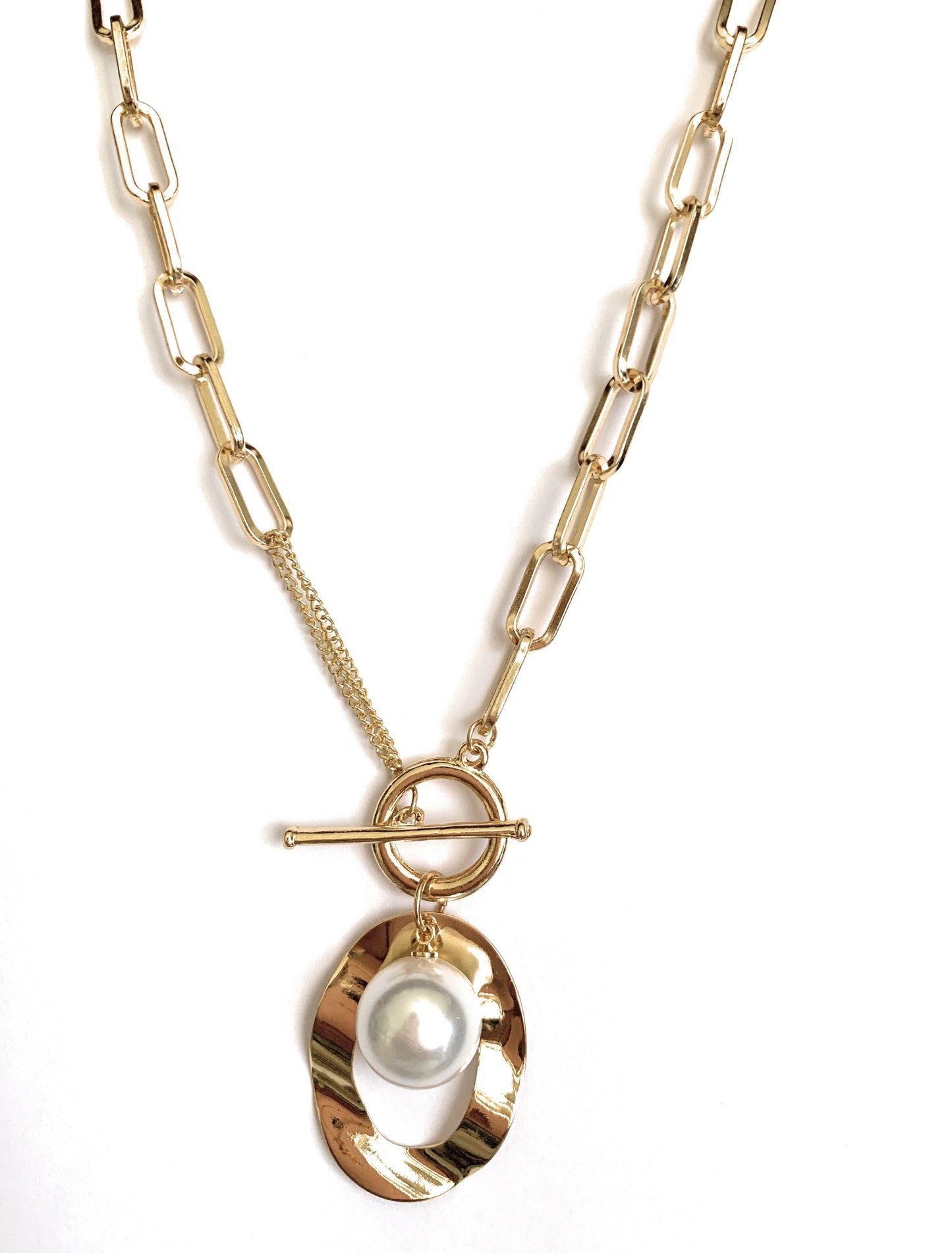 Large Link Necklace with Simulated Pearl