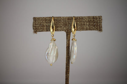 Pearly Earrings